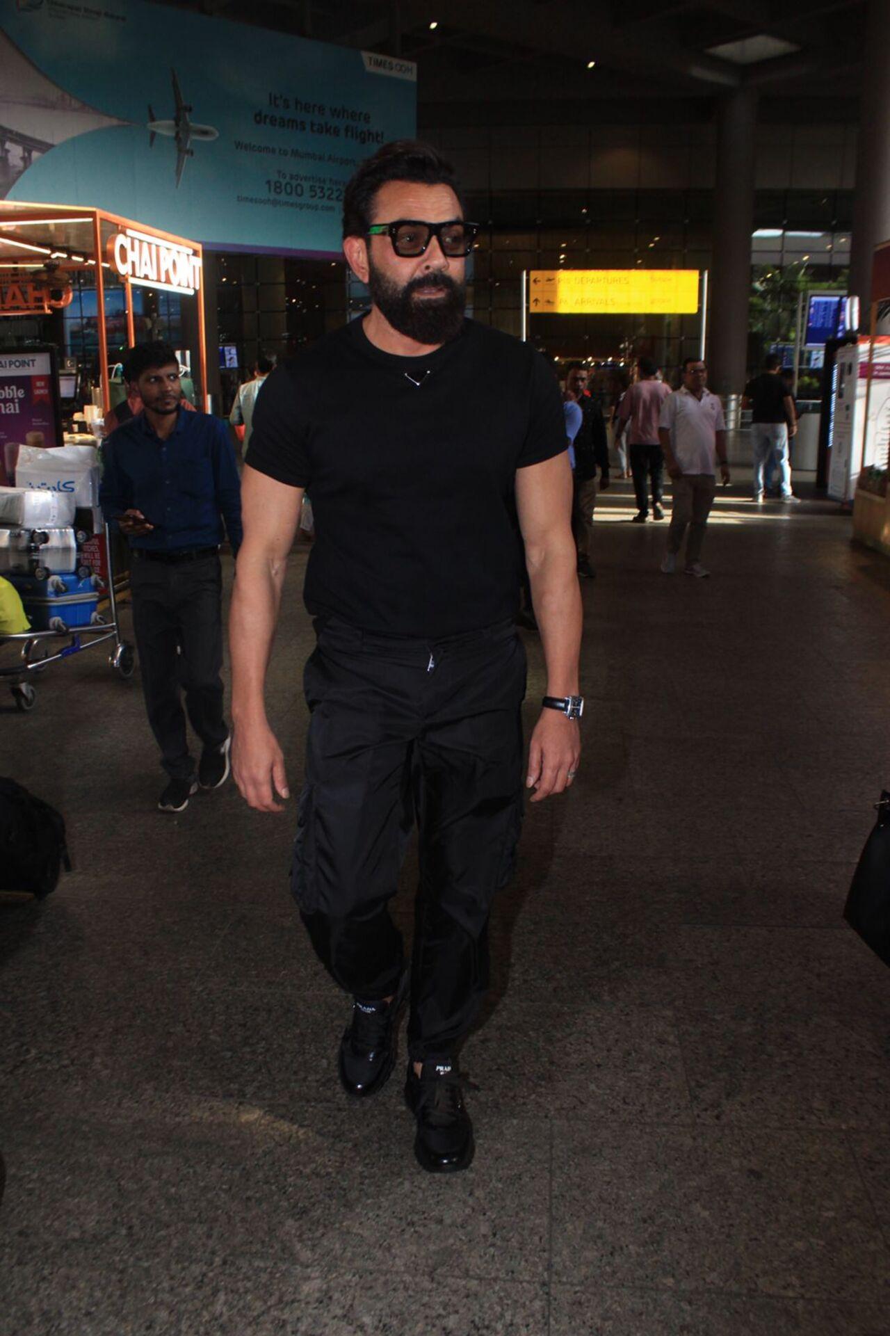 Bobby Deol returned to Mumbai. He was spotted at the airport